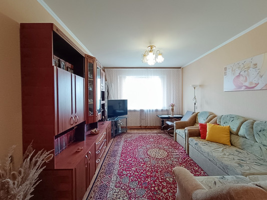 Продам трехкомнатную (3-комн.) квартиру, ДСК мкр, 3, Иваново г