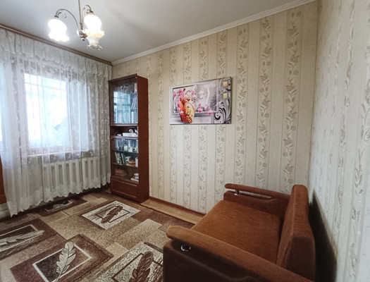 Продам трехкомнатную (3-комн.) квартиру, ДСК мкр, 3, Иваново г