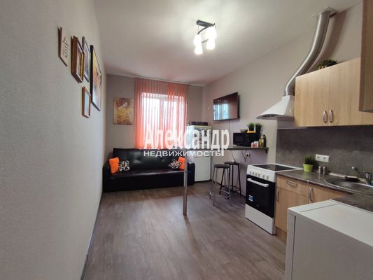 Продам двухкомнатную (2-комн.) квартиру, Школьная ул, 11к2, Бугры п