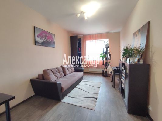 Продам двухкомнатную (2-комн.) квартиру, Школьная ул, 11к2, Бугры п