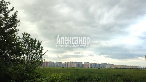 Продам двухкомнатную (2-комн.) квартиру, Школьная ул, 11к2, Бугры п