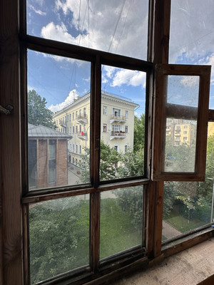 Продам комнату в 2-комн. квартире, Гороховский пер, 9, Москва г