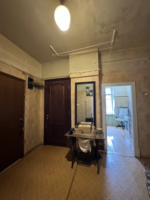 Продам комнату в 2-комн. квартире, Гороховский пер, 9, Москва г