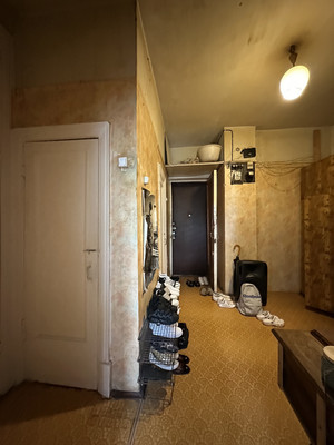Продам комнату в 2-комн. квартире, Гороховский пер, 9, Москва г