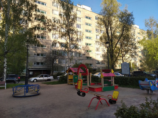 Сдам однокомнатную (1-комн.) квартиру, Димитрова ул, 10к1, Санкт-Петербург г