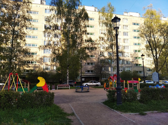 Сдам однокомнатную (1-комн.) квартиру, Димитрова ул, 10к1, Санкт-Петербург г