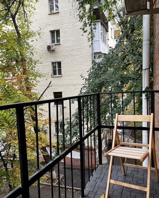 Продам двухкомнатную (2-комн.) квартиру, Погодина ул, 8, Ростов-на-Дону г