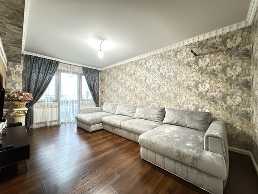 Продам многокомнатную квартиру, Шарданова ул, 48, Нальчик г