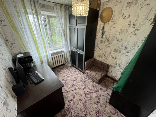 Продам многокомнатную квартиру, Интернациональный пр-кт, 49, Комсомольск-на-Амуре г