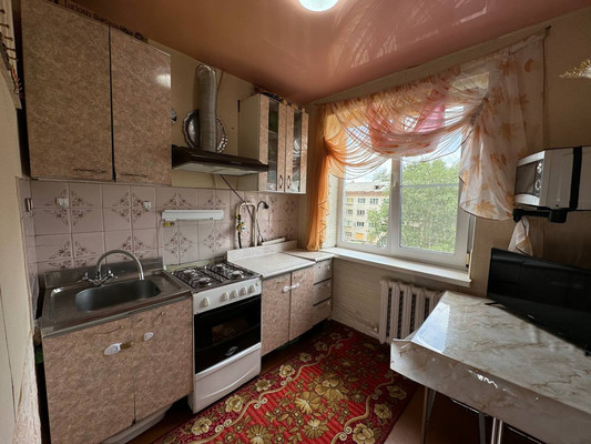 Продам многокомнатную квартиру, Интернациональный пр-кт, 49, Комсомольск-на-Амуре г