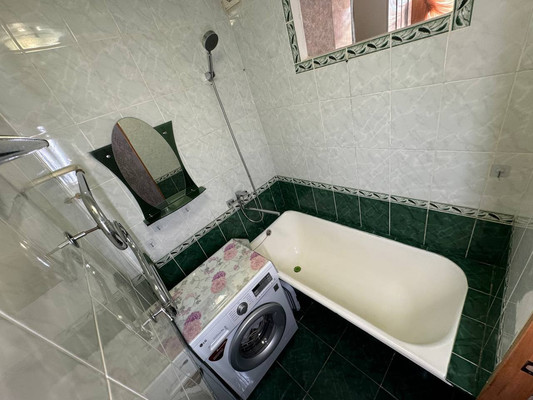 Продам многокомнатную квартиру, Интернациональный пр-кт, 49, Комсомольск-на-Амуре г
