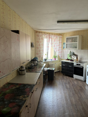 Продам комнату в 2-комн. квартире, Карла Маркса ул, 201, Сыктывкар г