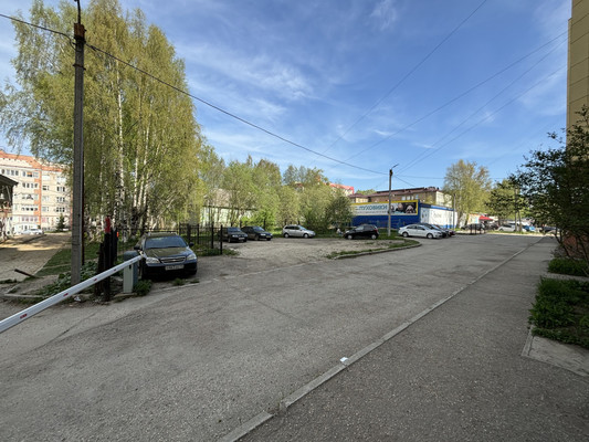 Продам комнату в 2-комн. квартире, Карла Маркса ул, 201, Сыктывкар г