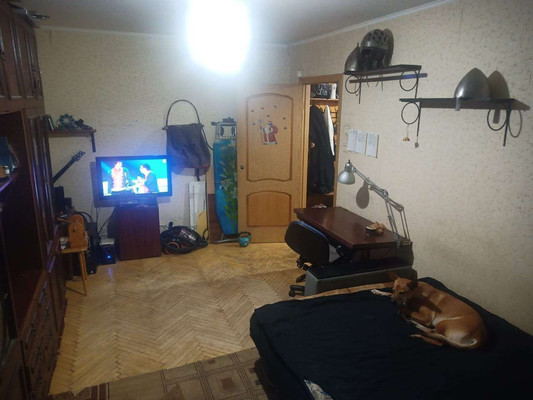Продам двухкомнатную (2-комн.) квартиру, Россошанская ул, 13к1, Москва г