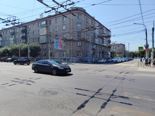 Продам двухкомнатную (2-комн.) квартиру, Циолковского ул, 10, Рязань г