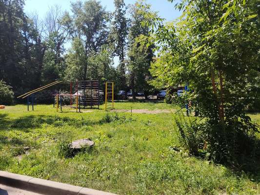 Продам двухкомнатную (2-комн.) квартиру, Циолковского ул, 10, Рязань г