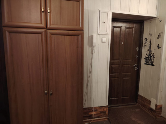 Продам двухкомнатную (2-комн.) квартиру, Циолковского ул, 10, Рязань г
