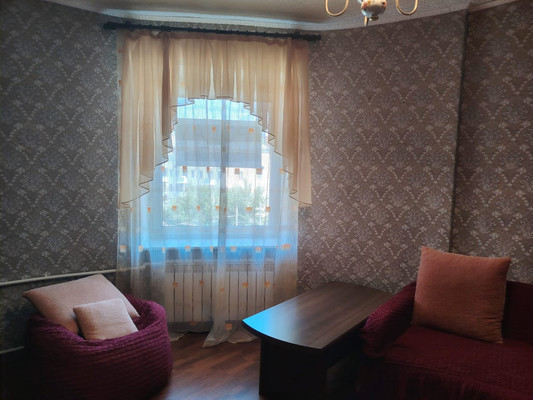 Продам двухкомнатную (2-комн.) квартиру, Циолковского ул, 10, Рязань г