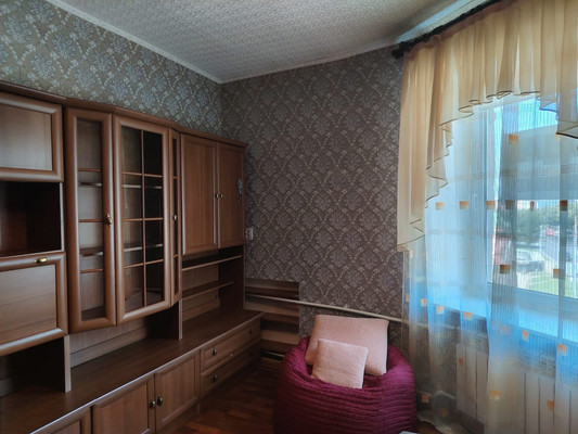 Продам двухкомнатную (2-комн.) квартиру, Циолковского ул, 10, Рязань г