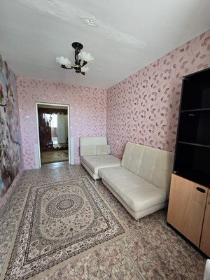 Продам трехкомнатную (3-комн.) квартиру, Конева ул, 28, Ханты-Мансийск г