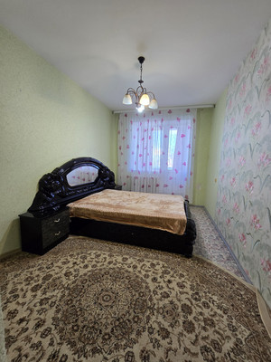 Продам трехкомнатную (3-комн.) квартиру, Конева ул, 28, Ханты-Мансийск г