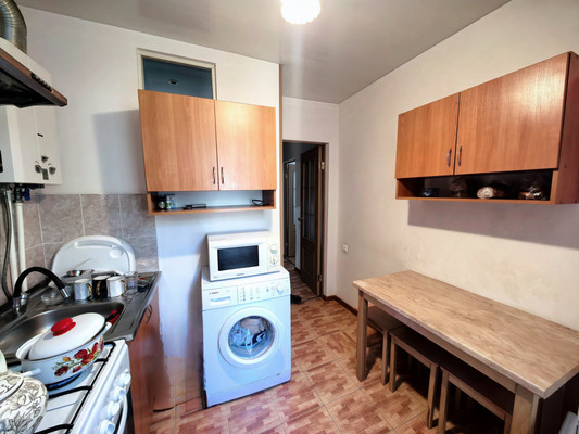 Продам двухкомнатную (2-комн.) квартиру, Бозиева ул, 2, Нарткала г