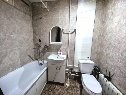 Продам двухкомнатную (2-комн.) квартиру, Бозиева ул, 2, Нарткала г