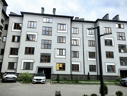 Продам трехкомнатную (3-комн.) квартиру, Маяковского ул, 1, Нарткала г