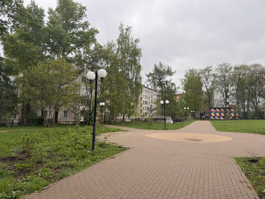 Продам трехкомнатную (3-комн.) квартиру, Карла Либкнехта ул, 83, Киров г