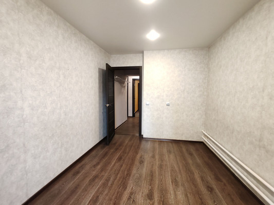 Продам трехкомнатную (3-комн.) квартиру, Лопатина ул, 22, Иркутск г