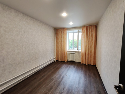 Продам трехкомнатную (3-комн.) квартиру, Лопатина ул, 22, Иркутск г