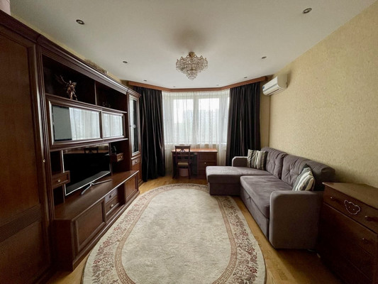 Продам однокомнатную (1-комн.) квартиру, Отрадная ул, 20, Москва г
