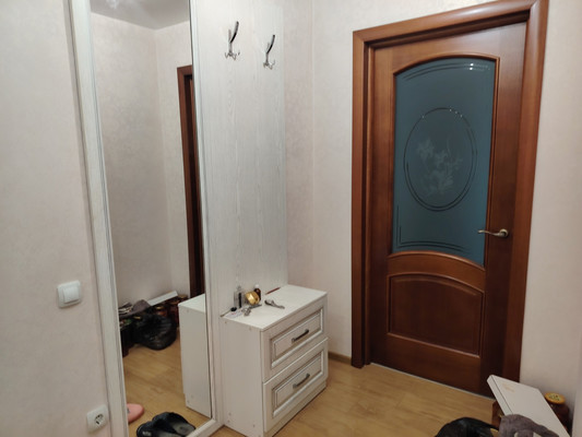 Продам однокомнатную (1-комн.) квартиру, Вишневая ул, 19, Рязань г