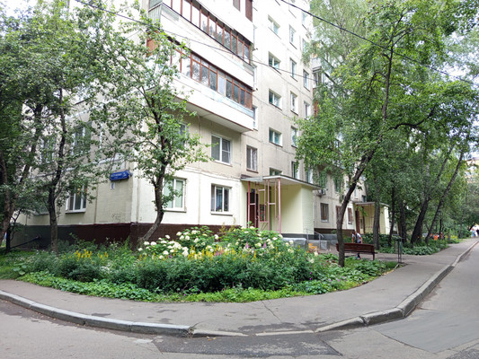 Продам двухкомнатную (2-комн.) квартиру, Бестужевых ул, 3А, Москва г