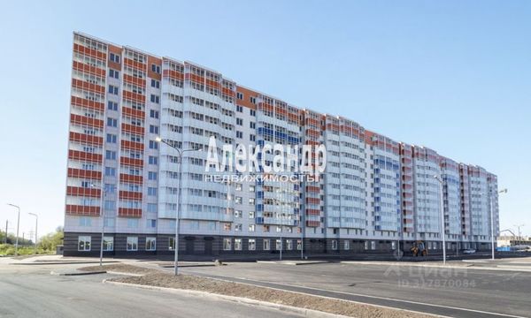 Продам однокомнатную (1-комн.) квартиру, Заводская ул, 18к2, Янино-1 гп