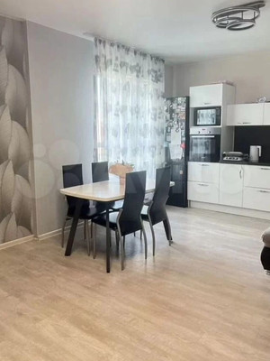 Продам трехкомнатную (3-комн.) квартиру, Энергетиков пр-кт, 20, Барнаул г