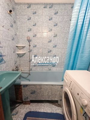 Продам однокомнатную (1-комн.) квартиру, Ленинский пр-кт, 69к1, Санкт-Петербург г