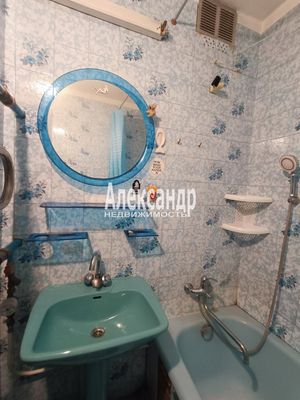 Продам однокомнатную (1-комн.) квартиру, Ленинский пр-кт, 69к1, Санкт-Петербург г