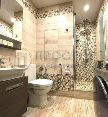 Продам трехкомнатную (3-комн.) квартиру, Новое ш, 5, Дрожжино рп