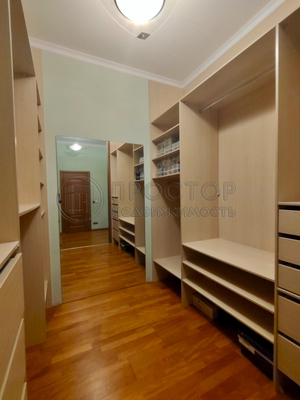 Продам многокомнатную квартиру, Мичуринский пр-кт, 29, Москва г
