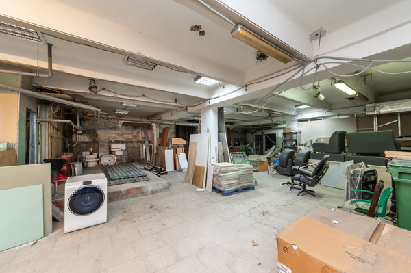 Продам торговое помещение 2 876 м2, Алтуфьевское ш, 22, Москва г