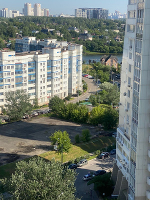 Продам однокомнатную (1-комн.) квартиру, Красногорский б-р, 8, Красногорск г