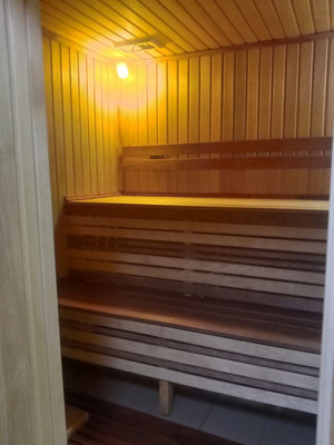 Продам коммерческое помещение 1 000 м2, База отдыха Чайка тер, Бебехово д