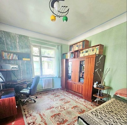 Продам трехкомнатную (3-комн.) квартиру, Погодина ул, 20/4, Ростов-на-Дону г