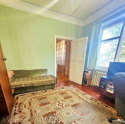 Продам трехкомнатную (3-комн.) квартиру, Погодина ул, 20/4, Ростов-на-Дону г