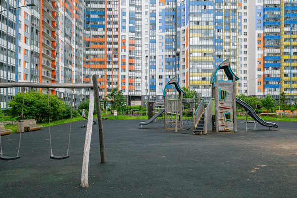 Продам однокомнатную (1-комн.) квартиру, Плесецкая ул, 10, Санкт-Петербург г