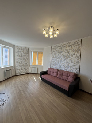 Продам однокомнатную (1-комн.) квартиру, Весенняя ул, 36, Волгодонск г