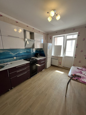 Продам однокомнатную (1-комн.) квартиру, Весенняя ул, 36, Волгодонск г