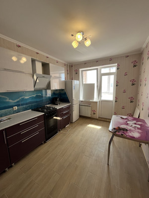 Продам однокомнатную (1-комн.) квартиру, Весенняя ул, 36, Волгодонск г