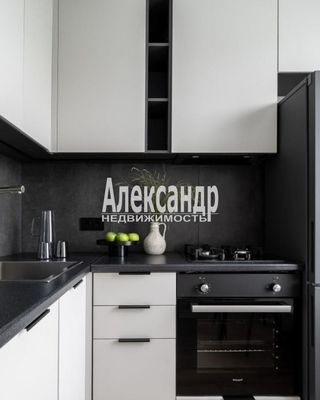Продам однокомнатную (1-комн.) квартиру, Тихвинская (Сертолово-2 мкр.) ул, 12к1, Сертолово г